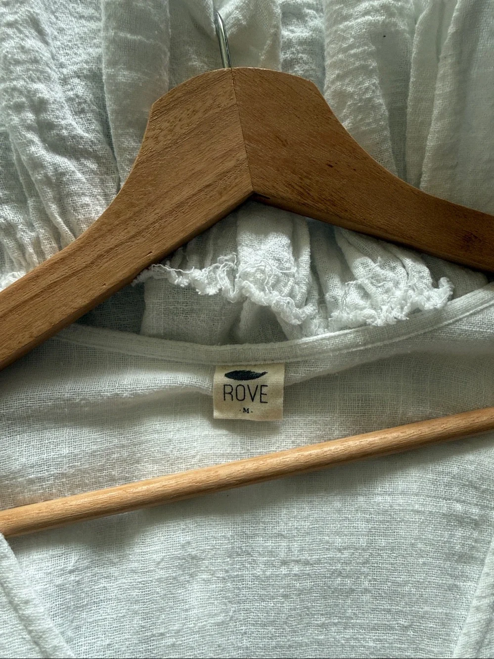 ROVE White Gauze Ruffle V-Neck Dress - Picture 7 of 8
